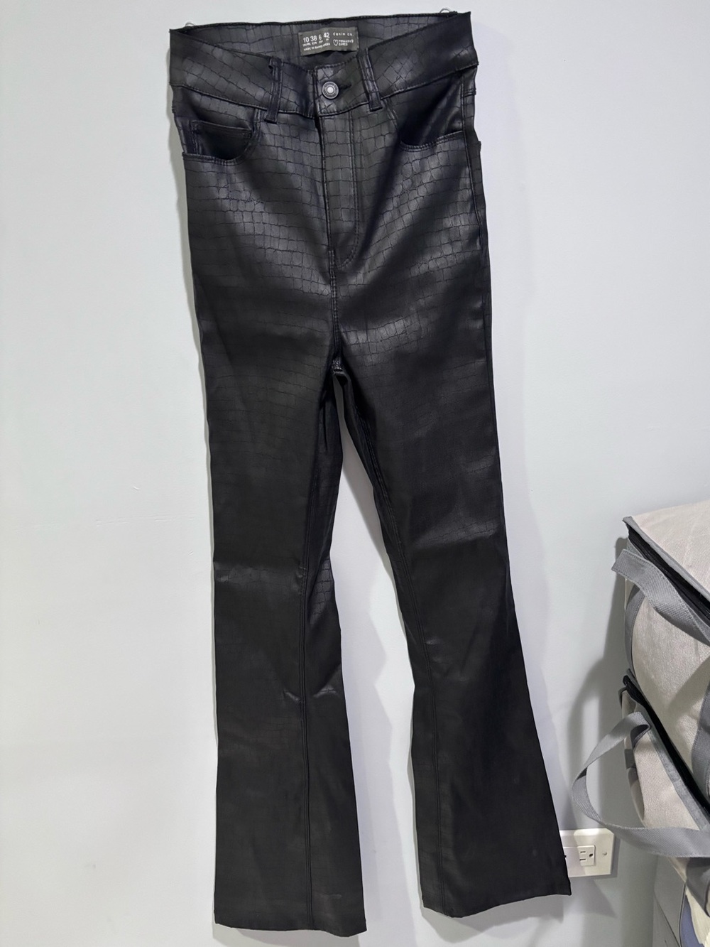 Primark Black Croc-Embossed Flared Women's Jeans